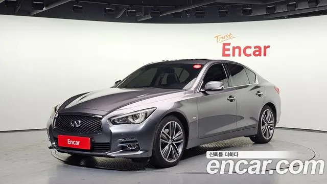 Infiniti Q50
