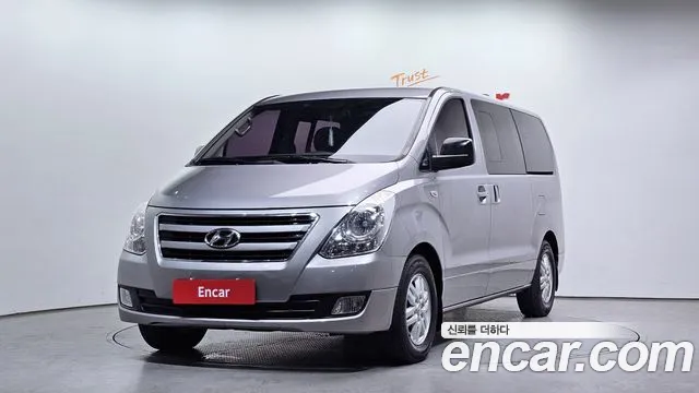 Hyundai Starex