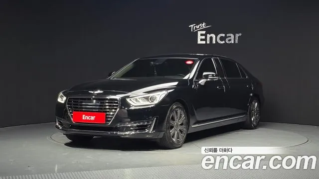 Genesis EQ900