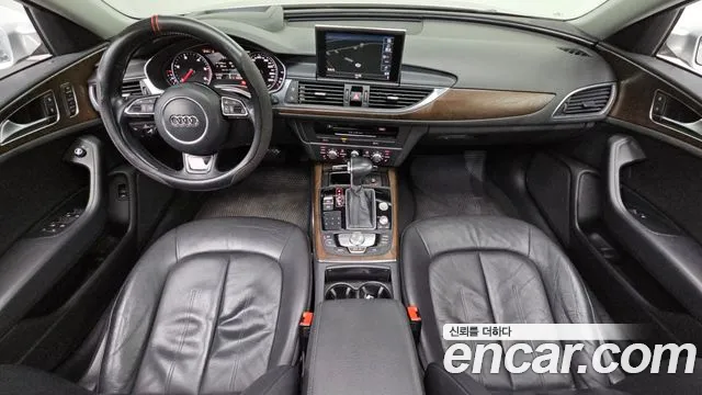 Audi A6 — интерьер