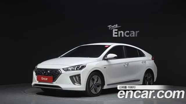 Hyundai Ioniq