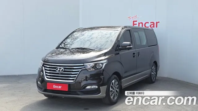 Hyundai Starex