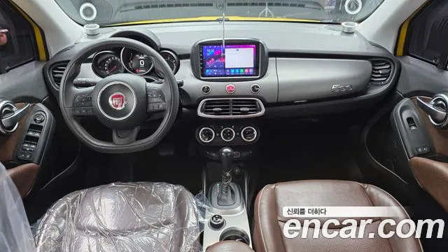 Fiat 500X — интерьер