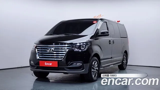 Hyundai Starex