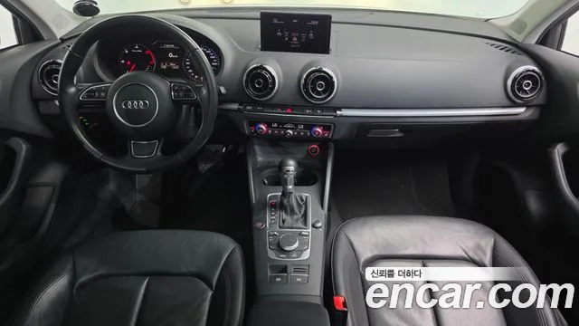 Audi A3 — интерьер