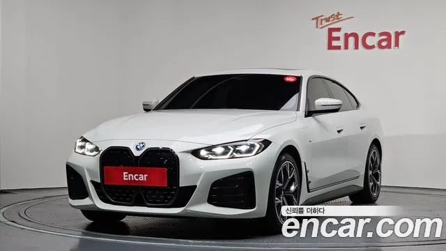 BMW i4