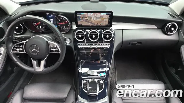 Mercedes-Benz C-класс — интерьер