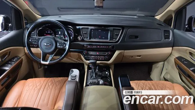 Kia Carnival — интерьер