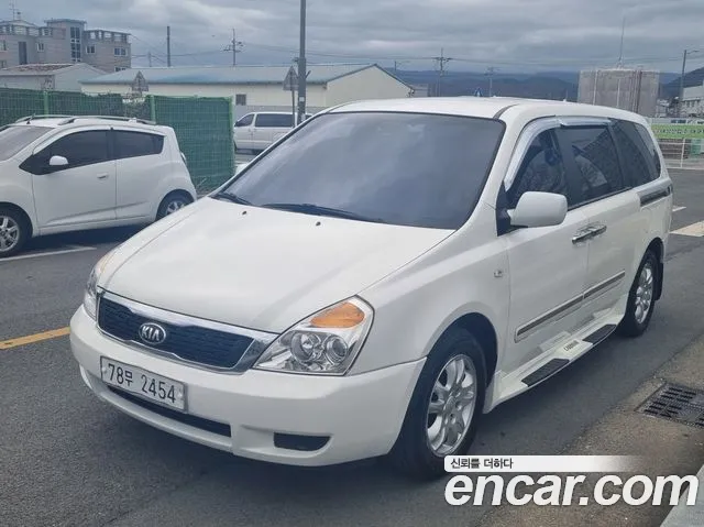 Kia Carnival — экстерьер