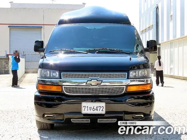 Chevrolet Express Van