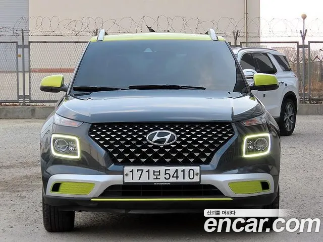 Hyundai Venue