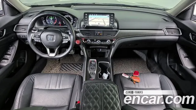 Honda Accord — интерьер