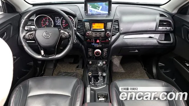KG Mobility Tivoli — интерьер