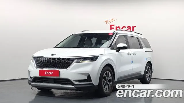 Kia Carnival — экстерьер