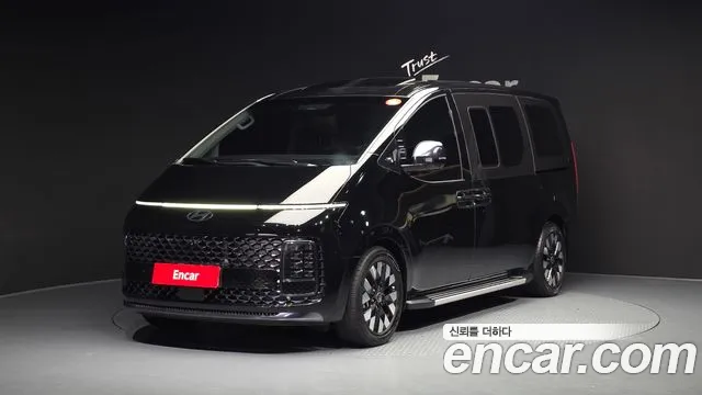 Hyundai Staria