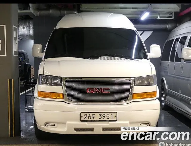 GMC Savana