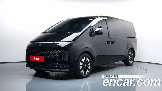 Hyundai Staria