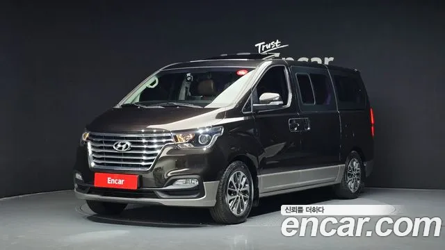 Hyundai Starex