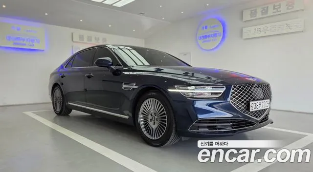 Genesis G90