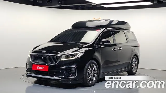 Kia Carnival — экстерьер