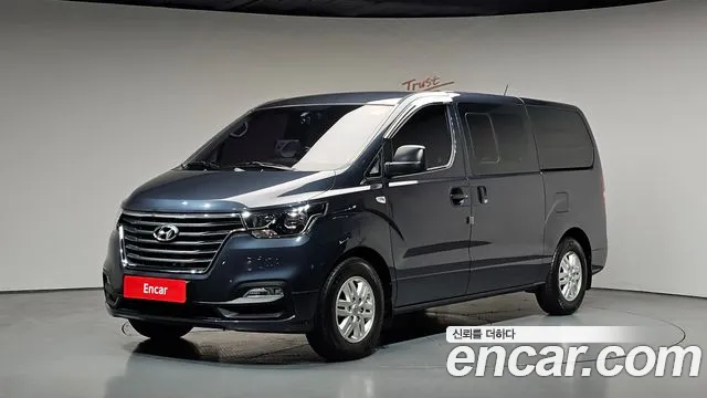 Hyundai Starex