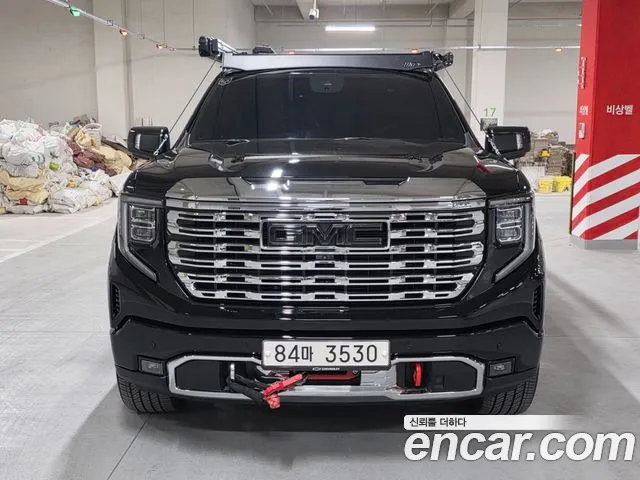 GMC Sierra