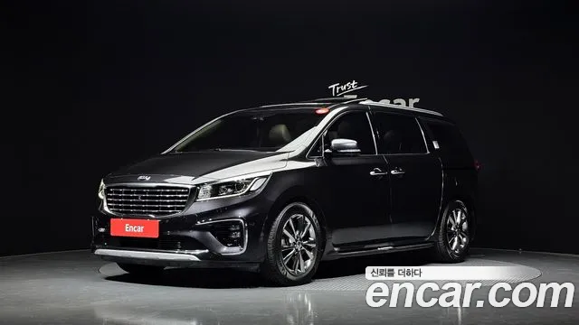 Kia Carnival — экстерьер