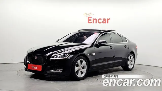 Jaguar XF