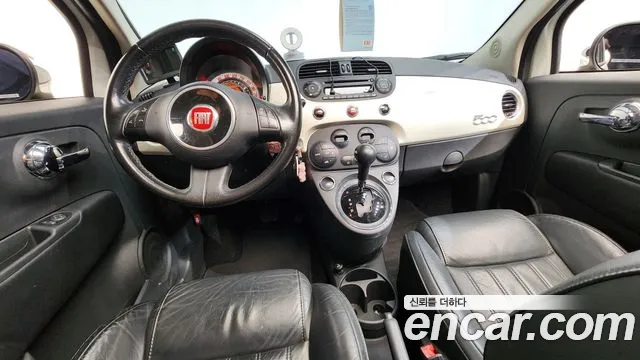 Fiat 500 — интерьер