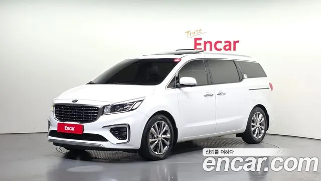 Kia Carnival — экстерьер