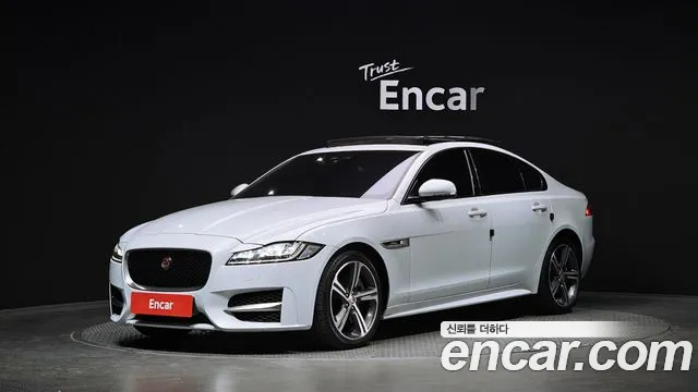 Jaguar XF