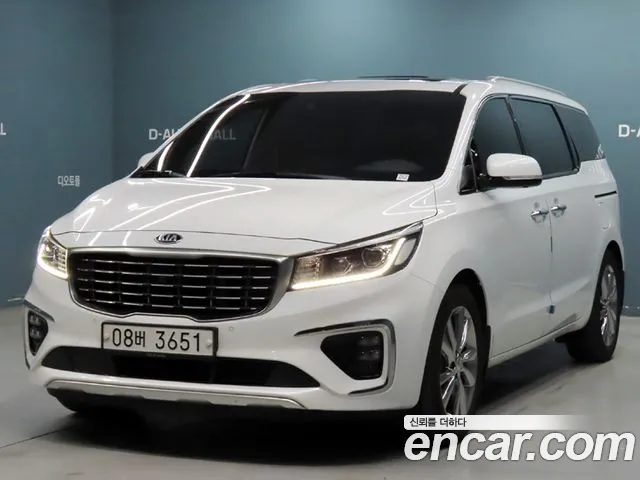 Kia Carnival — экстерьер