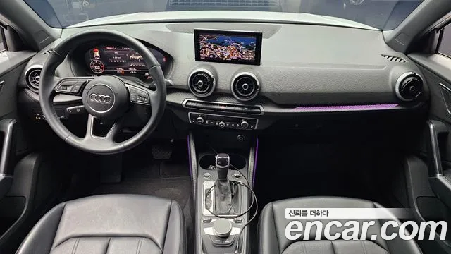 Audi Q2 — интерьер