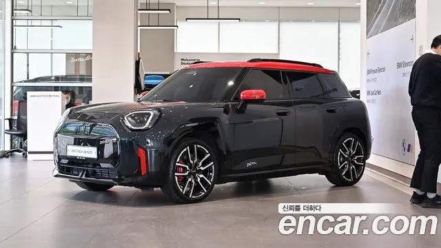 MINI Aceman