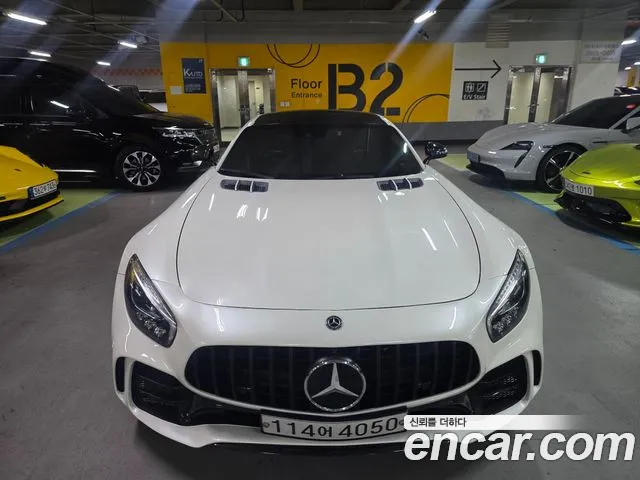 Mercedes-Benz AMG GT