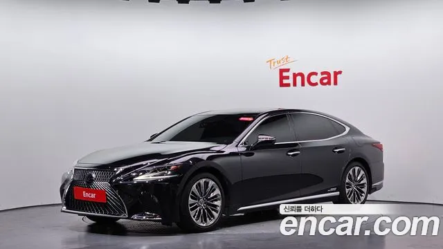 Lexus LS