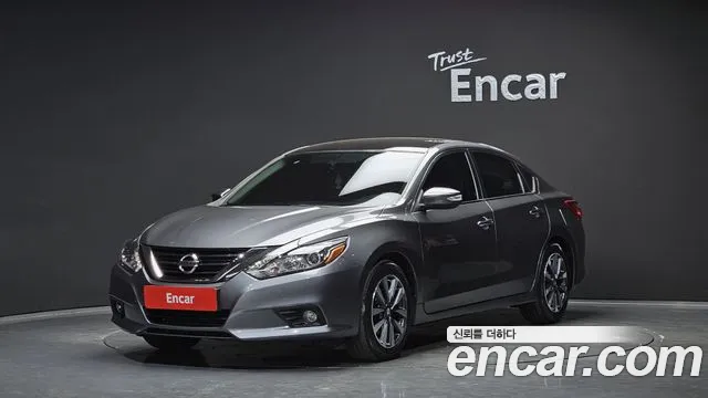 Nissan Altima