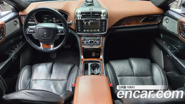 Lincoln Continental — интерьер