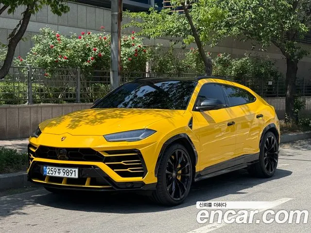Lamborghini Urus