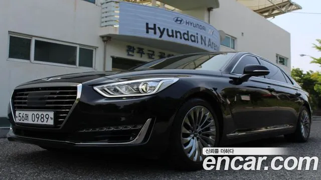 Genesis EQ900