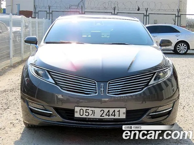 Lincoln MKZ