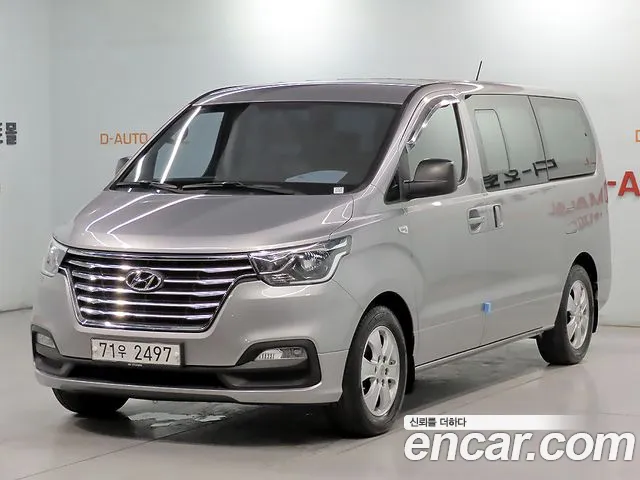 Hyundai Starex