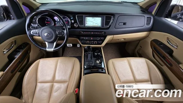 Kia Carnival — интерьер