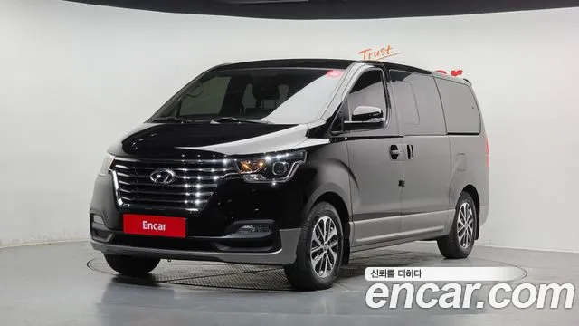 Hyundai Starex