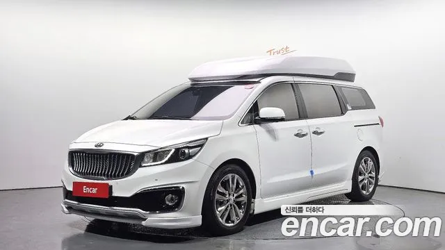 Kia Carnival — экстерьер