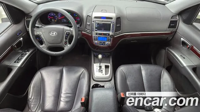 Hyundai Santa Fe — интерьер