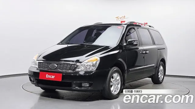 Kia Carnival — экстерьер