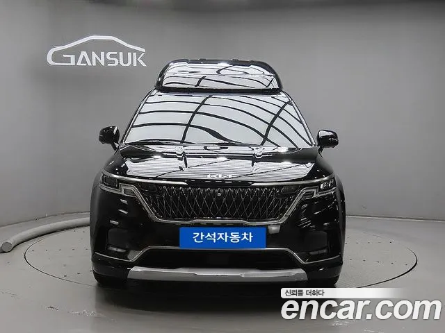 Kia Carnival — экстерьер