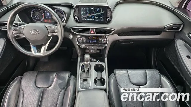 Hyundai Santa Fe — интерьер