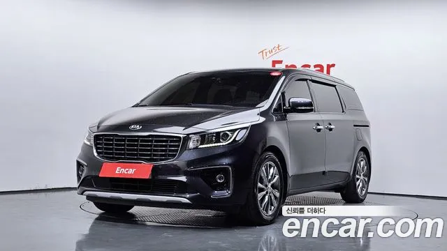 Kia Carnival — экстерьер